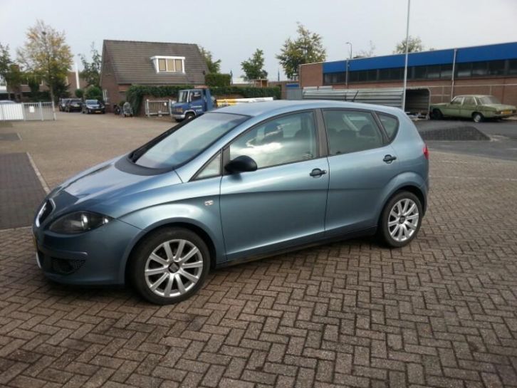 Seat Altea Sport  1.6 75KW 2005 Blauw