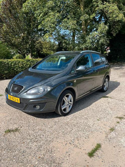 Seat Altea XL 1.2 TSI 77KW Stationwagon 2011 Grijs