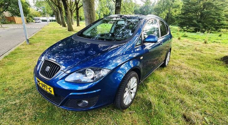 SEAT Altea XL 1.6 Diesel 105 pk BJ.2012 ( Automaat )