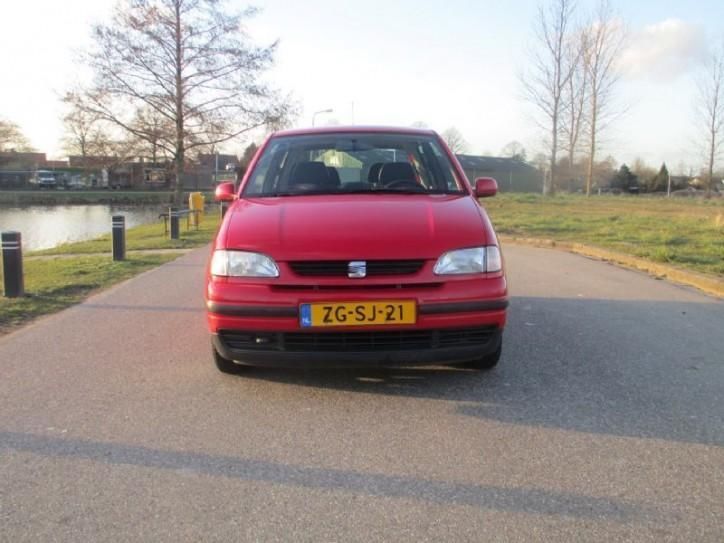 Seat Arosa 1.0  Nieuwe APK (bj 1999)