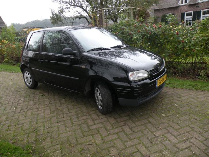 Seat Arosa 1.0 Zwart. NIEUWE APK.