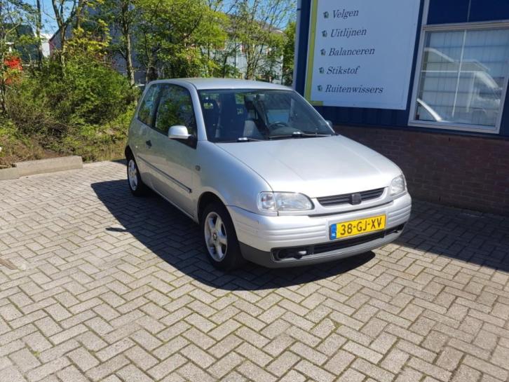 Seat Arosa 1.4 44KW 2000 Grijs, Nieuwe APK