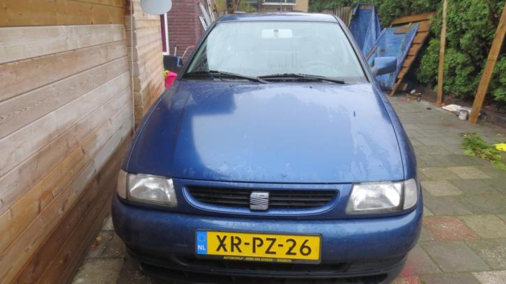 Seat Cordoba 1.6 55KW 1999 Blauw