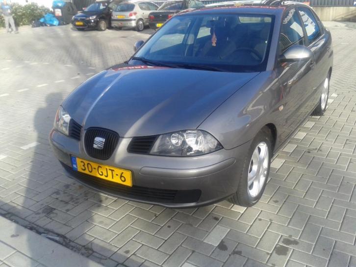 Seat Cordoba 1.6 77KW 2008 Grijs  AIRCO