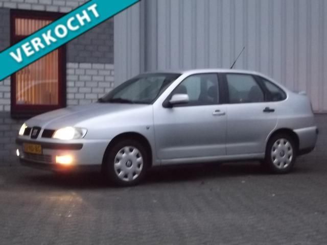 Seat Cordoba 1.6 Signo 2001 Grijs ltVERKOCHTgt