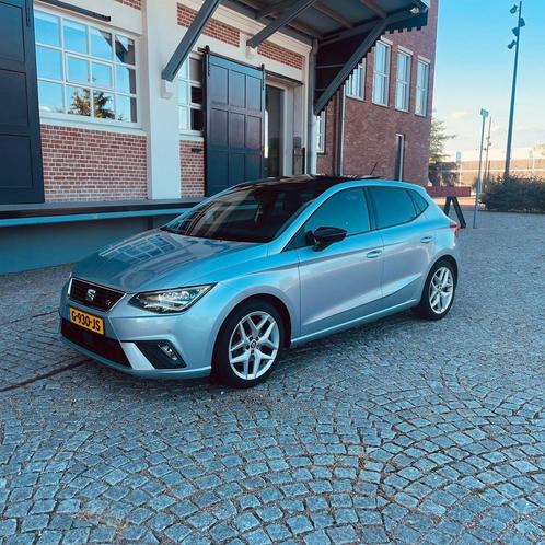 Seat Ibiza 1.0 TSI Business Intense  fotos zeggen genoeg