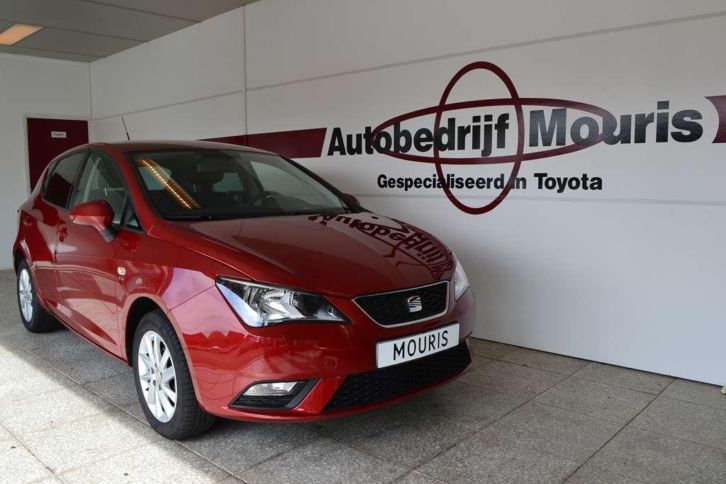 Seat Ibiza 1.2 TSI Style, ALLE OPTIES, LEER, NAVI, enz...