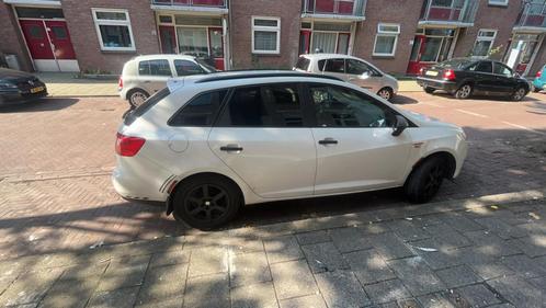 Seat Ibiza 1.2TDI 55KW Ecomotive ST 2011 Wit APK nieuw 