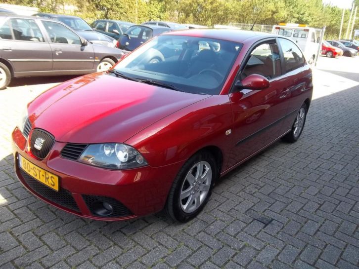 Seat Ibiza 1.4 16V ,06 DEALER ONDERHOUDEN SUPERRRRR MOOI