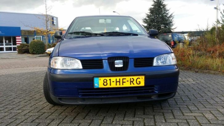 Seat Ibiza 1.4 16V 55KW 2001 Blauw