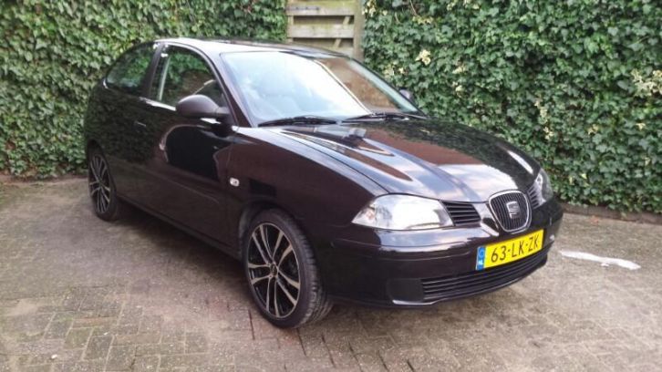 Seat Ibiza 1.4 16V 55KW 2003 Zwart