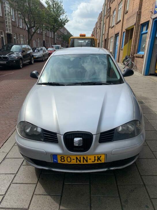 Seat Ibiza 1.4 16V 55KW 2004 Grijs