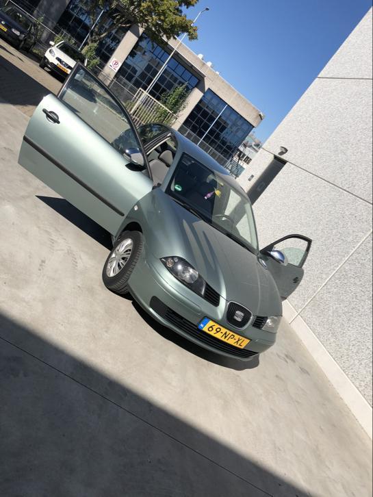 Seat Ibiza 1.4 16V 55KW 2004 Groen moet zsm weg