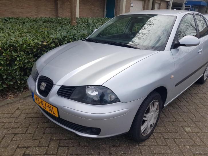 Seat Ibiza 1.4 16V 55KW 2005 Grijs