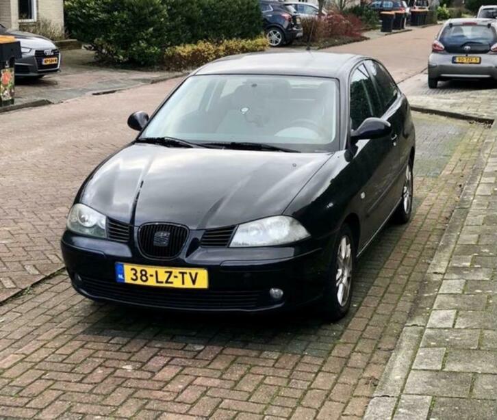 Seat Ibiza 1.4 16V 74KW 2003 Zwart