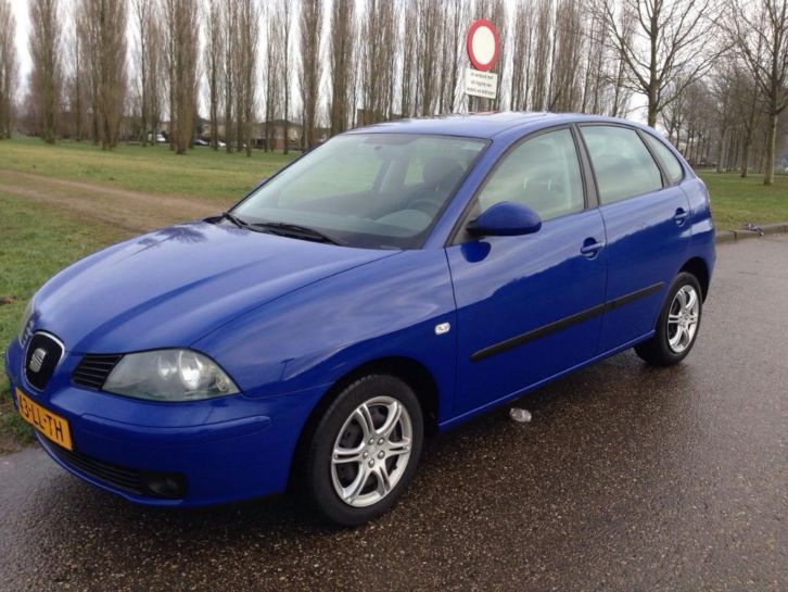 Seat Ibiza 1.4 16V Signo 5deurs Alle opties Airco