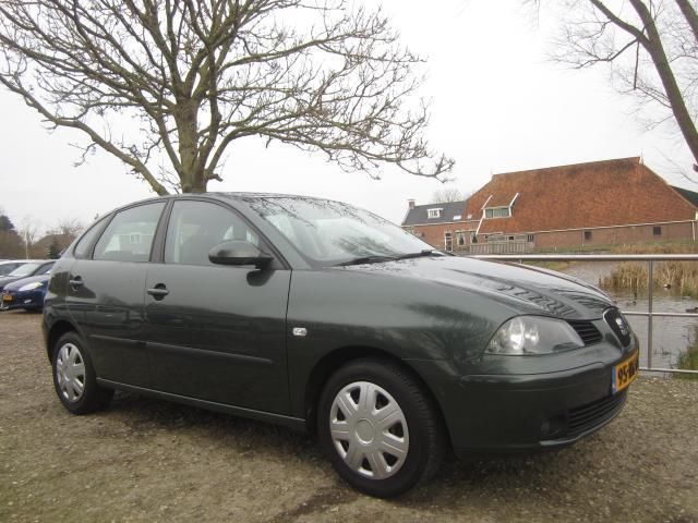 Seat Ibiza 1.4-16V Signo 5Drs  Clima Nu 2.699,-