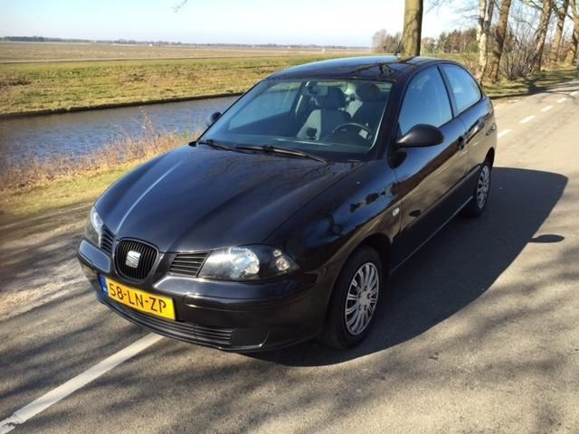 Seat Ibiza 1.4-16V Stella