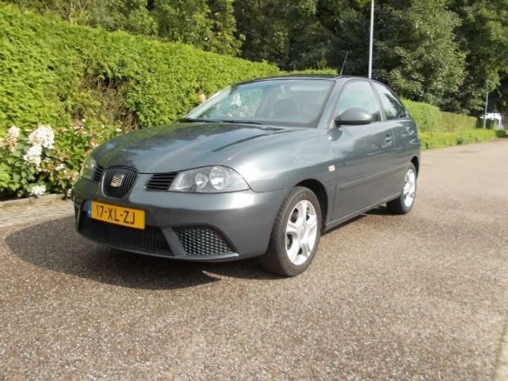 Seat Ibiza 1.4-16V Trendstyle (bj 2007)