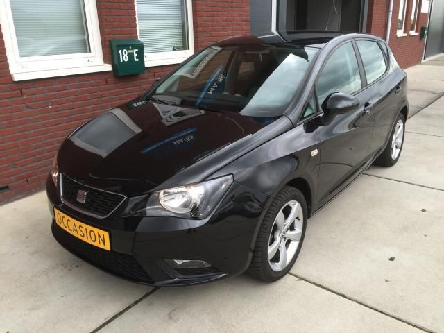 Seat Ibiza 1.4 nieuw model  5 deurs bj 2013 km 18098 