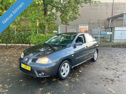 SEAT Ibiza 1.4 Reference NETTE AUTO RIJD EN SCHAKELT GOED