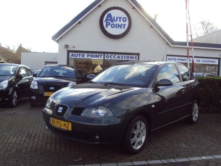 Seat Ibiza 1.4 stylance climatronic lmvluxe uitv M2005