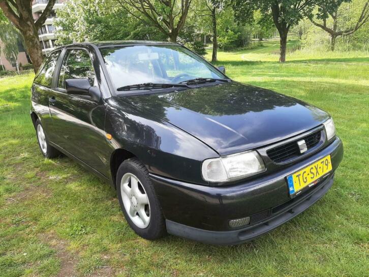 Seat Ibiza 1.6 55KW AUT 1998 Zwart