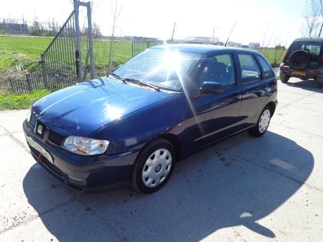 Seat Ibiza 1.6 Stella  (met 166 km ) bj 00
