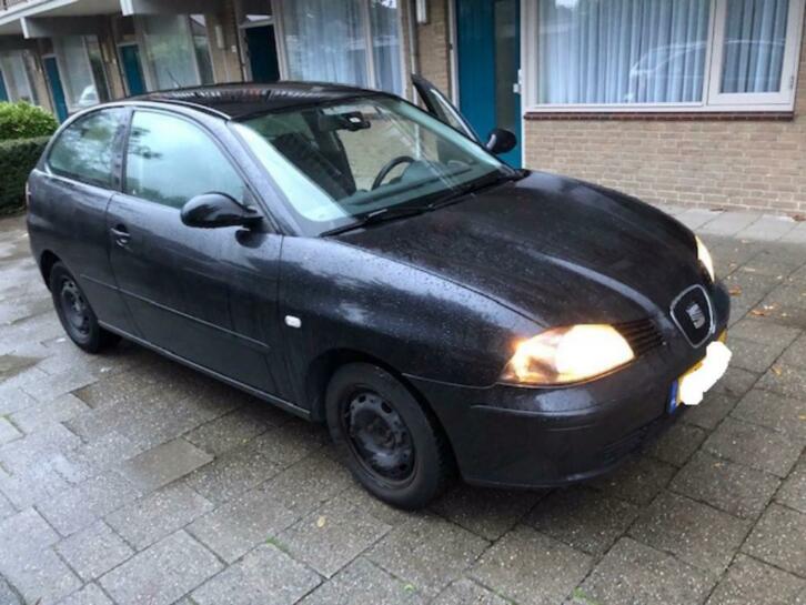 SEAT IBIZA 3 DRS 1.4 16V 75PK 55KW bj2004 BLACK 2000 euro