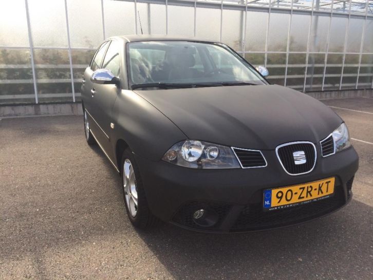 Seat Ibiza Mat Zwart 1.4 16V 63KW 5DRS 2008 (gewrapt)