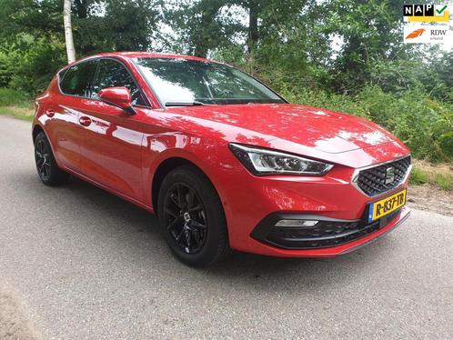 Seat Leon 1.0 TSI 110 pk Style Business Intense  digitaal d