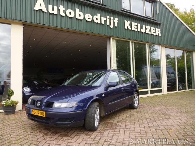 Seat Leon 1.6-16V Stella airco-lichtmetaal-trekhaak 