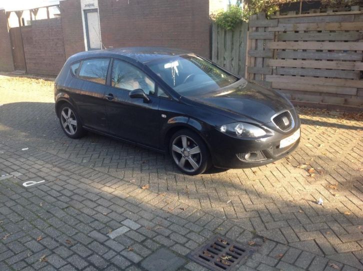 Seat Leon 1.6 75KW 2005 Zwart Climaairco, Cruise SPOTPRIJS