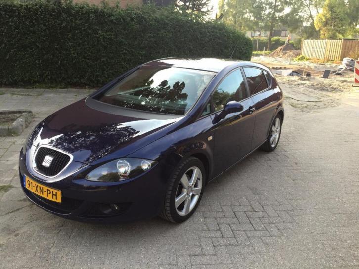 Seat Leon 1.6 75KW 2007 Blauw