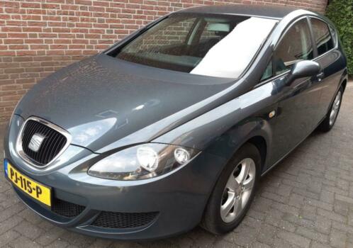 Seat Leon 1.6 75KW 2008 Grijs (BIJZONDER FRAAI) APK 13-7-22