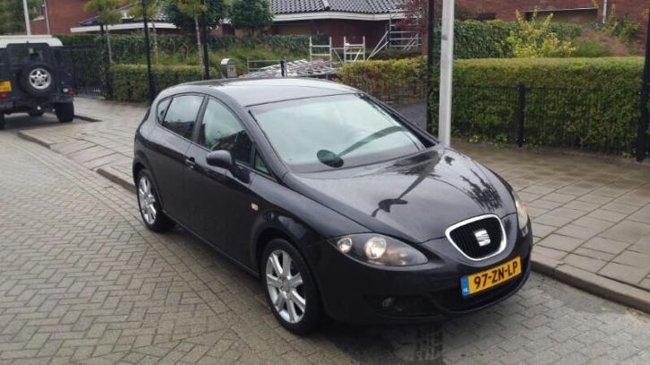 Seat Leon 1.6 75KW 2008 Zwart