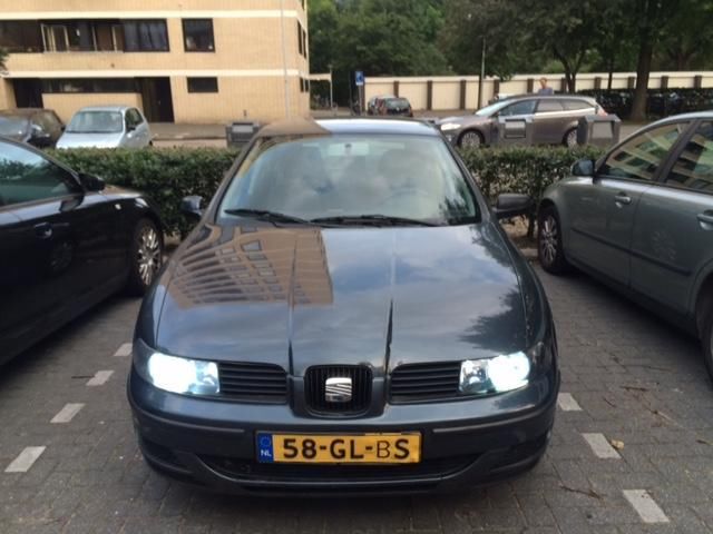 Seat Leon 1.6 77KW 2001 Blauw