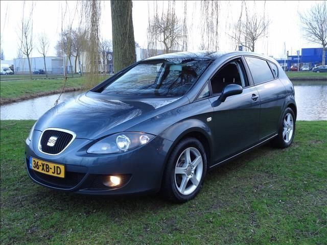 Seat Leon 1.6 Sport LPG-G3 AIRCO KOOPJE (bj 2007)