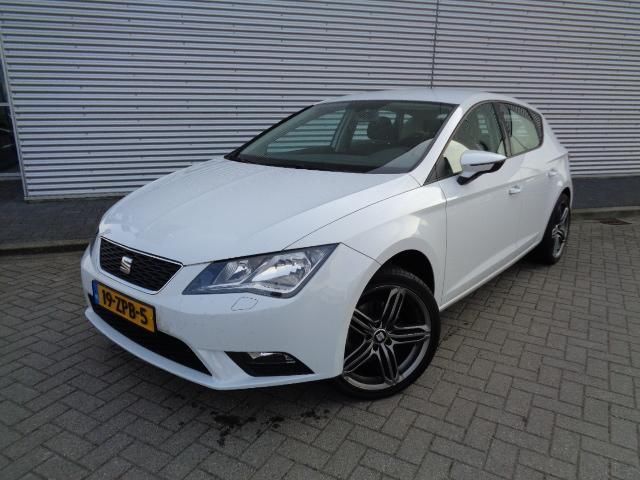 Seat Leon 1.6 TDI 105PK 5drs Reference  18 Inch LM velgen 