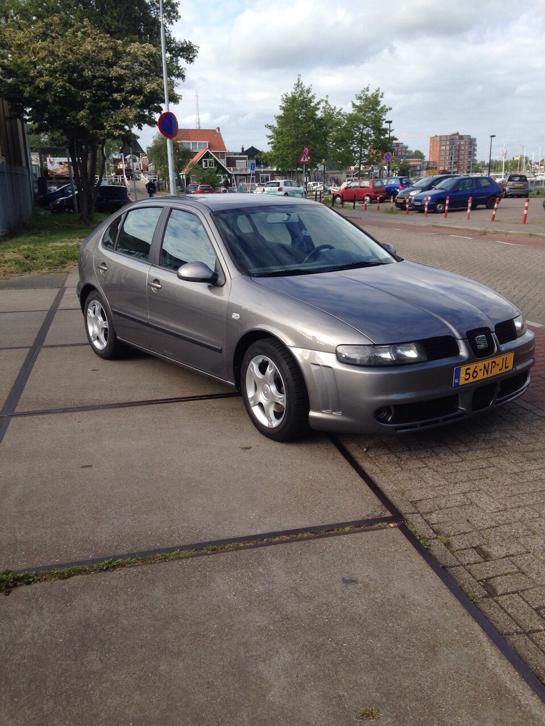 Seat Leon 1.8 20V 92KW 2004 Grijs