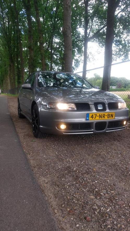 Seat Leon 1.8 20VT 132KW 2004 Grijs