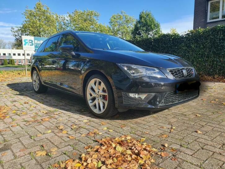 SEAT Leon 1.8 TSI FR ST DSG 180 PK Pano FULL OPTION Sound