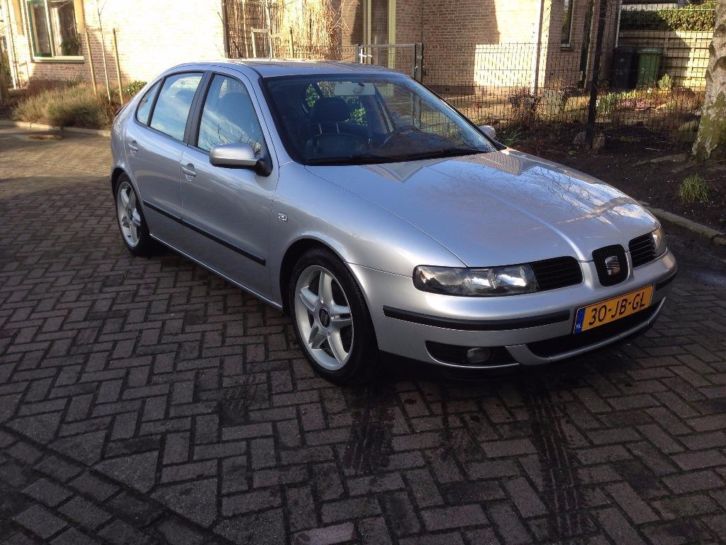 Seat Leon 1.9 TDI 81KW 2002 Grijs