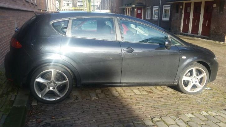 Seat Leon 2.0 TDI 16V 103KW 2006 Zwart