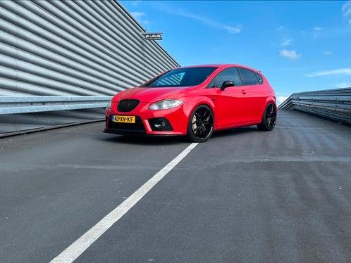 Seat Leon 2.0 Tfsi Cupra rood  stage 2 389pk 541nm