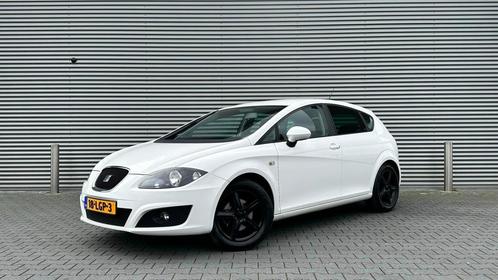 Seat Leon 2010 Facelift 1.6, 4 nieuwe banden, nieuwe APK