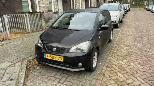 Seat MII 1.0 44KW 2013 Zwart nieuwe APK