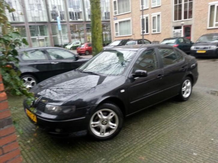 Seat Toledo 1.9 TDI 81KW 2001 Zwart Airco Pdc Nieuwe distrib