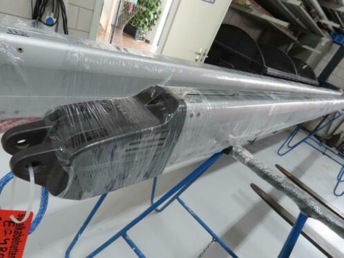 Seldn giek 110x205mm voor Furlin mast (ref.nr. 114)