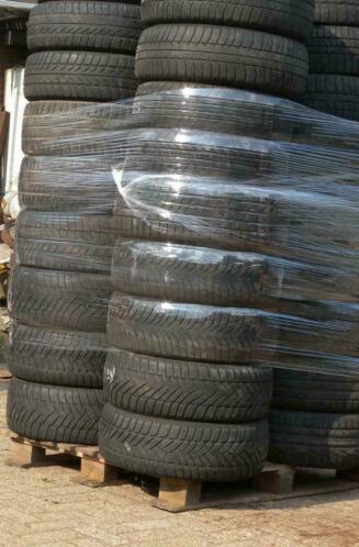 Selected tyres for export. Partij banden. Tires. Africa